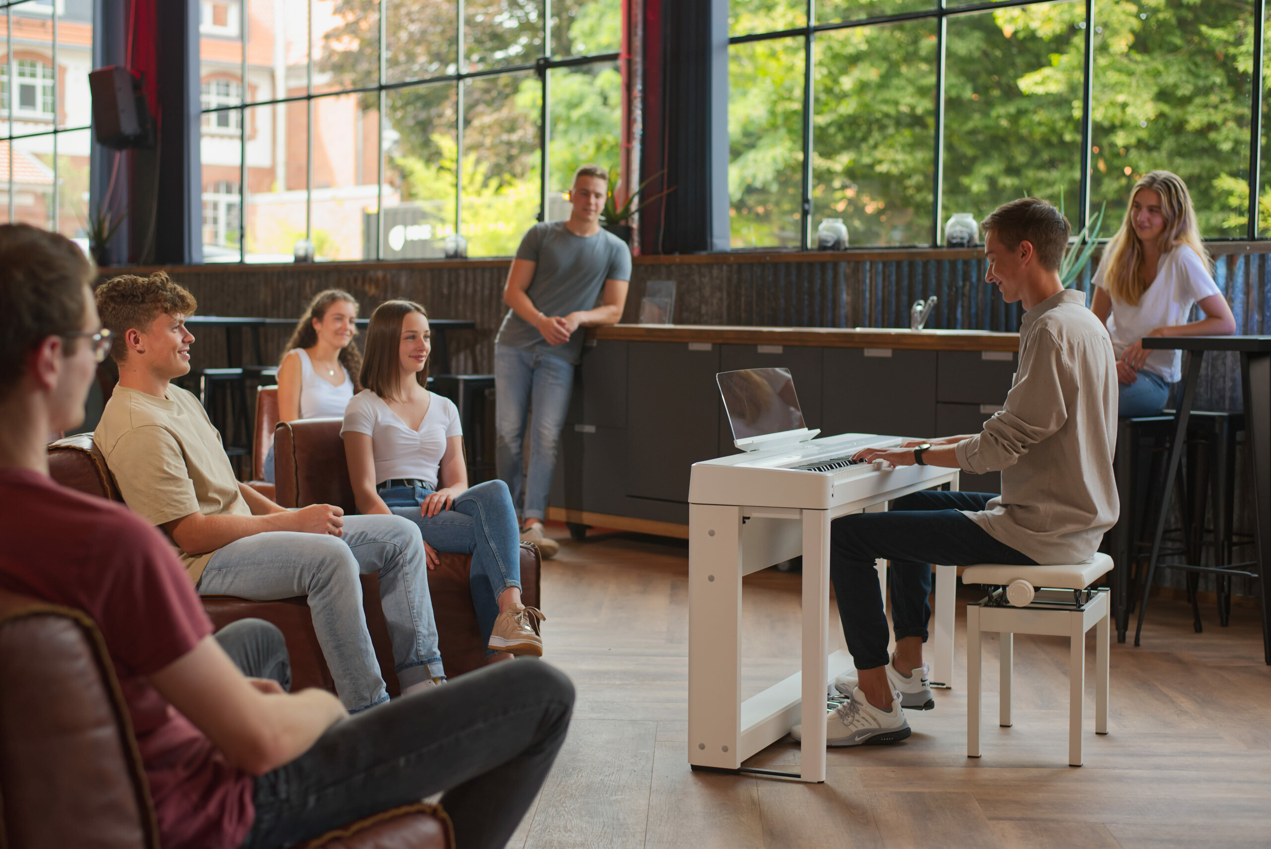 PIANO NUMERIQUE KAWAI ES 520 noir – Image 5